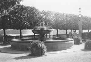 Oakes Garden Theatre Fountain
