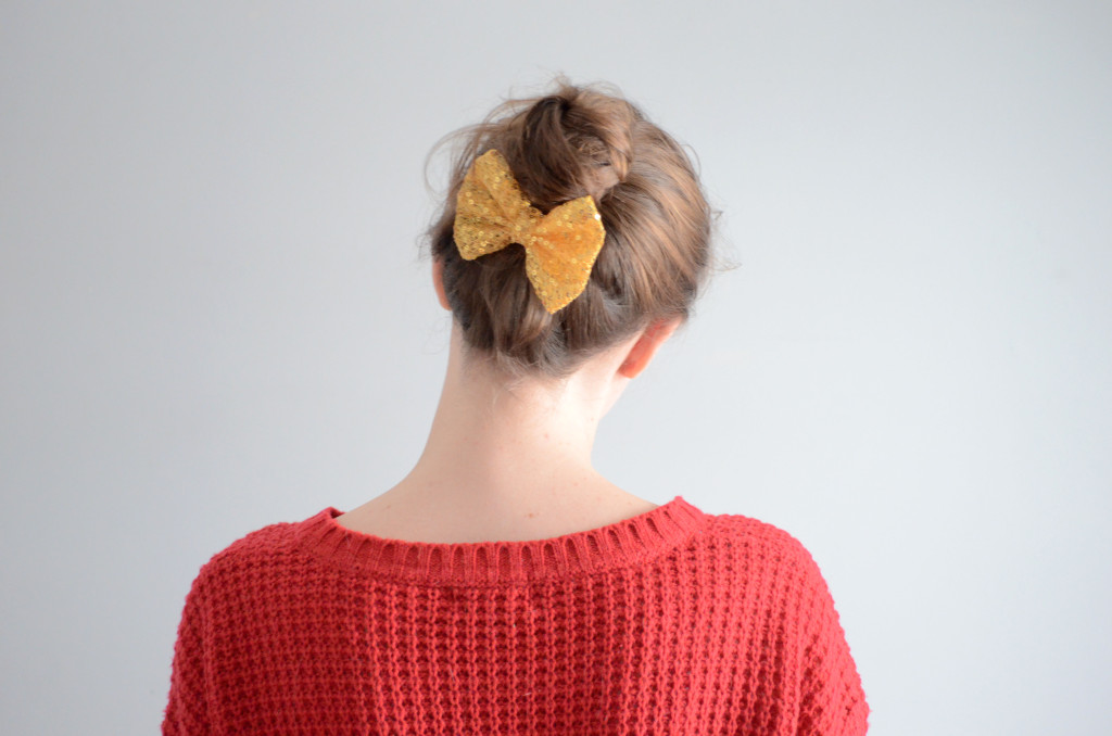 Sparkly Gold Hair Bow | Sophster-Toaster