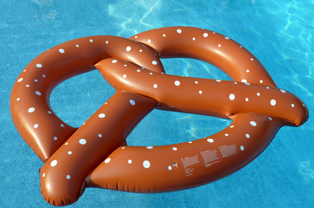 Pretzel Float