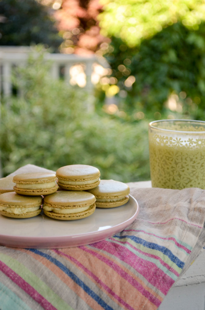 Matcha Macarons with White Chocolate Ganache | Sophster-Toaster